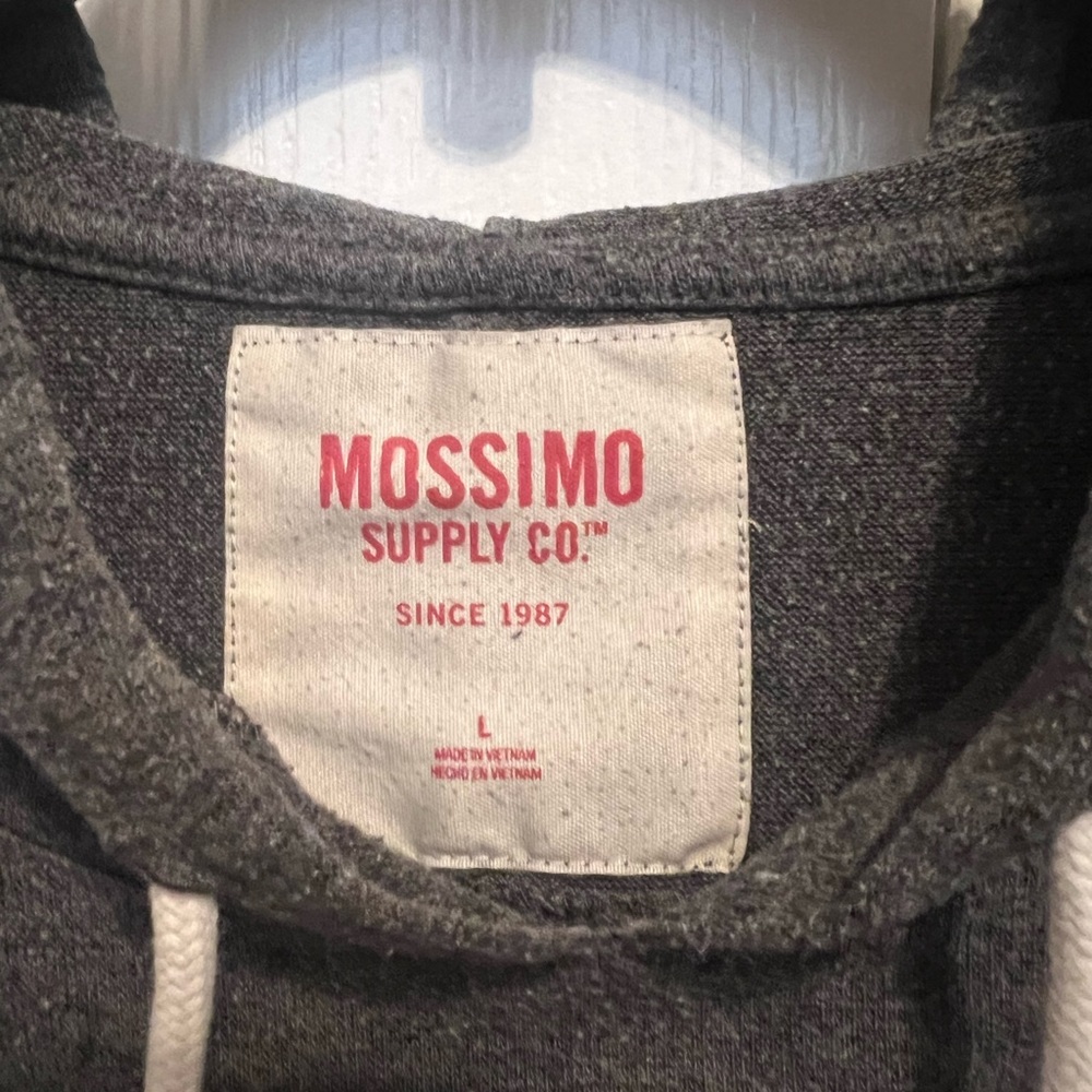 Pullover - Picture 3 of 3